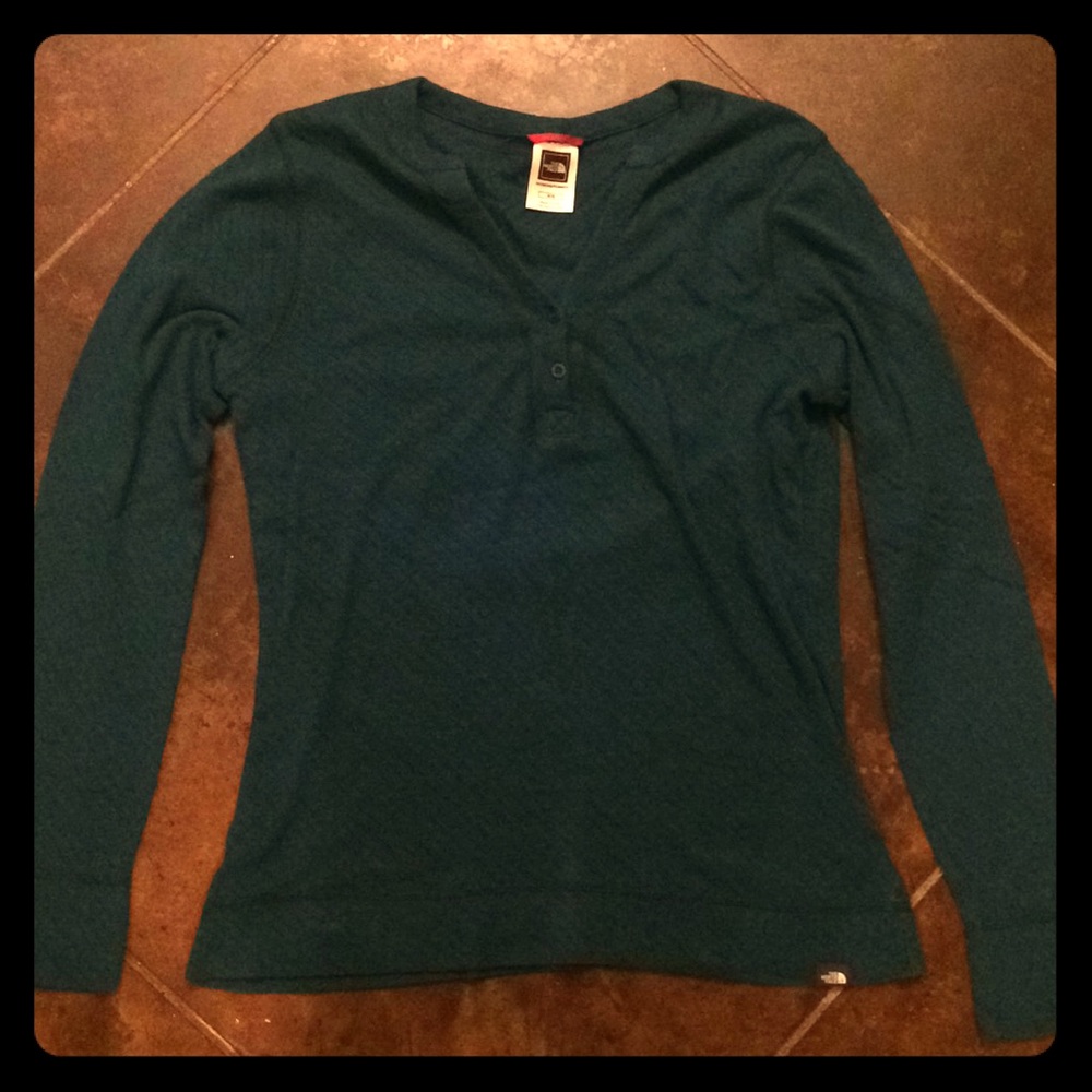 North face long sleeve